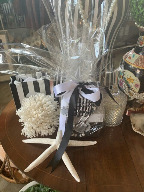 PandaPearls Hampers - Black & White